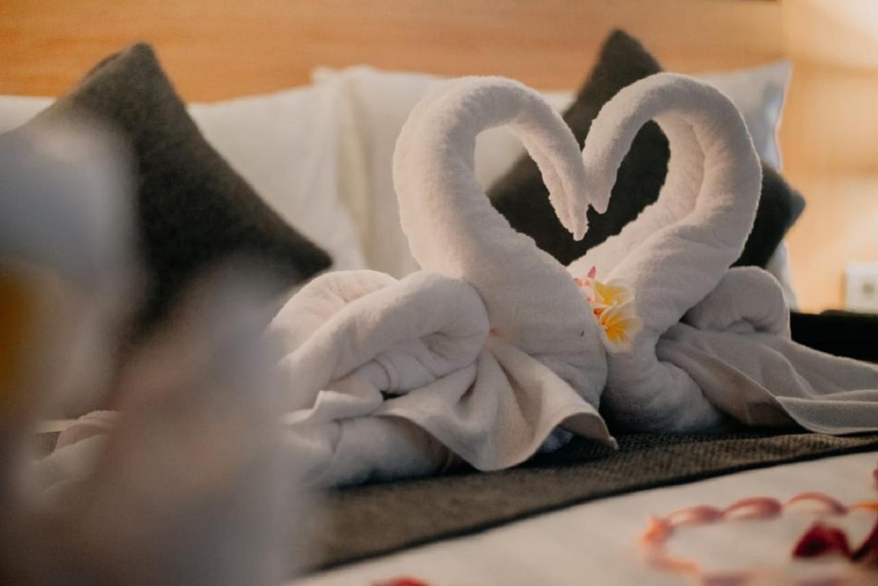 Sea Terras Suite And Luxury Batununggul Екстериор снимка